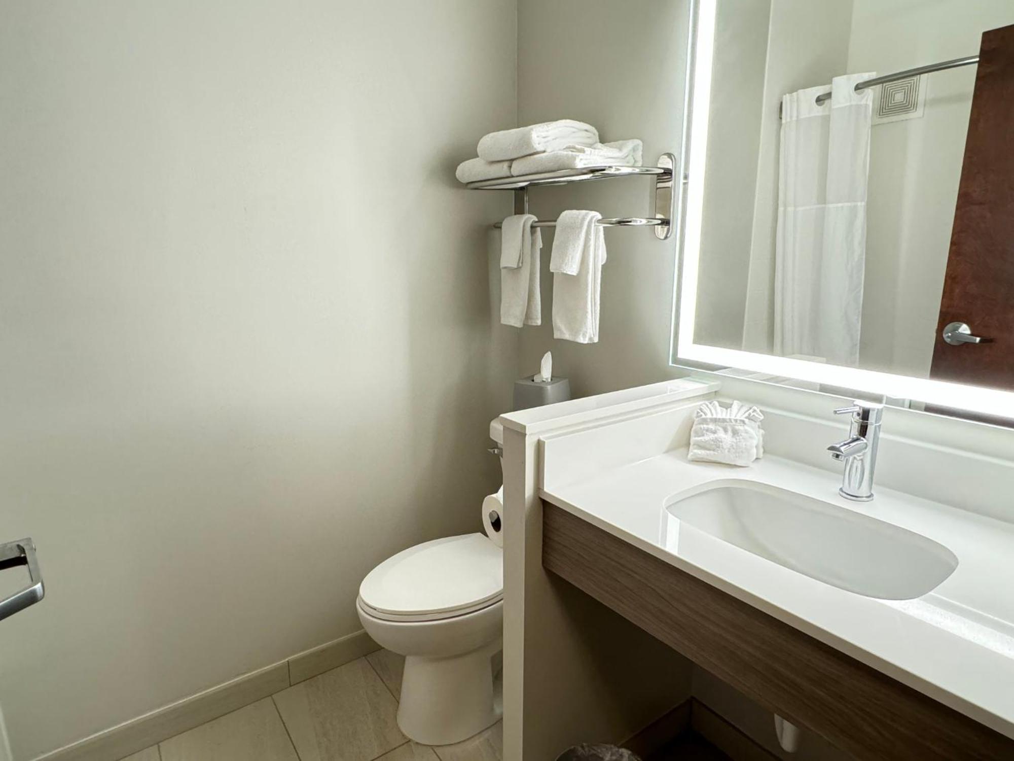 Holiday Inn Express Hotel & Suites St. Paul - Woodbury By Ihg Exterior photo